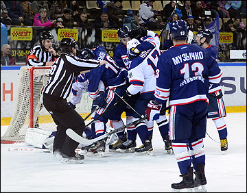 19 февраля 2016. Южный Урал - ХК Саров.jpg